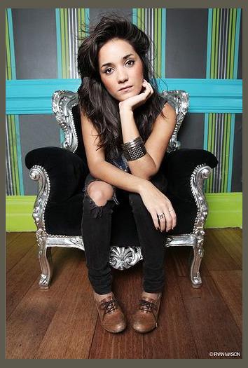Ria Ritchie photo 1