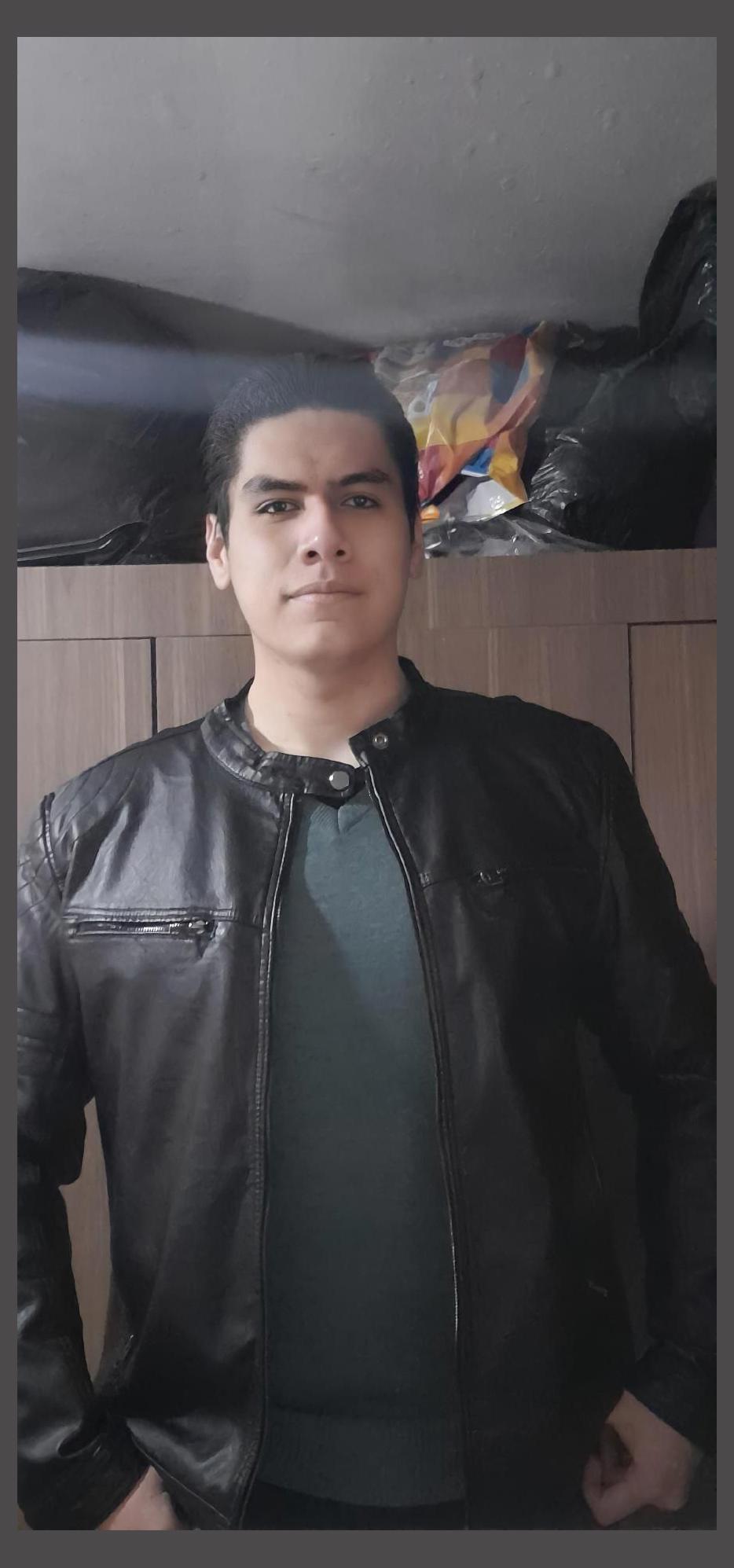 Ricardo Alcantar F photo 1