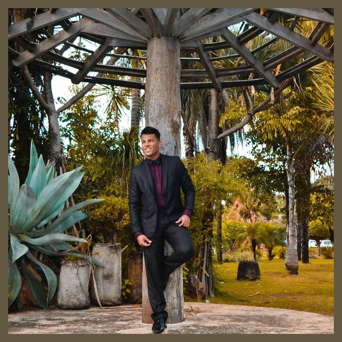 Richard photo 1