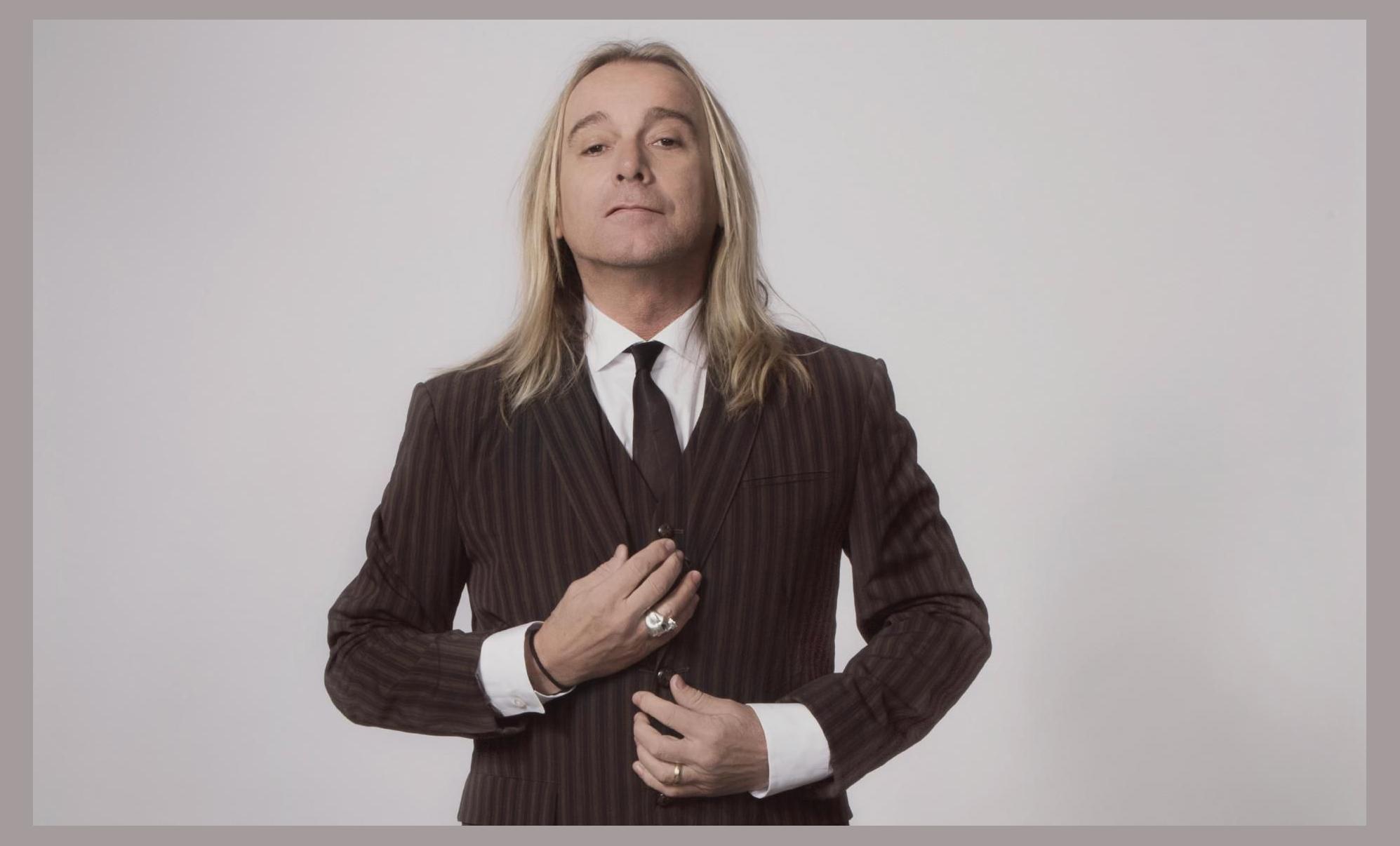 Robin Zander photo 1