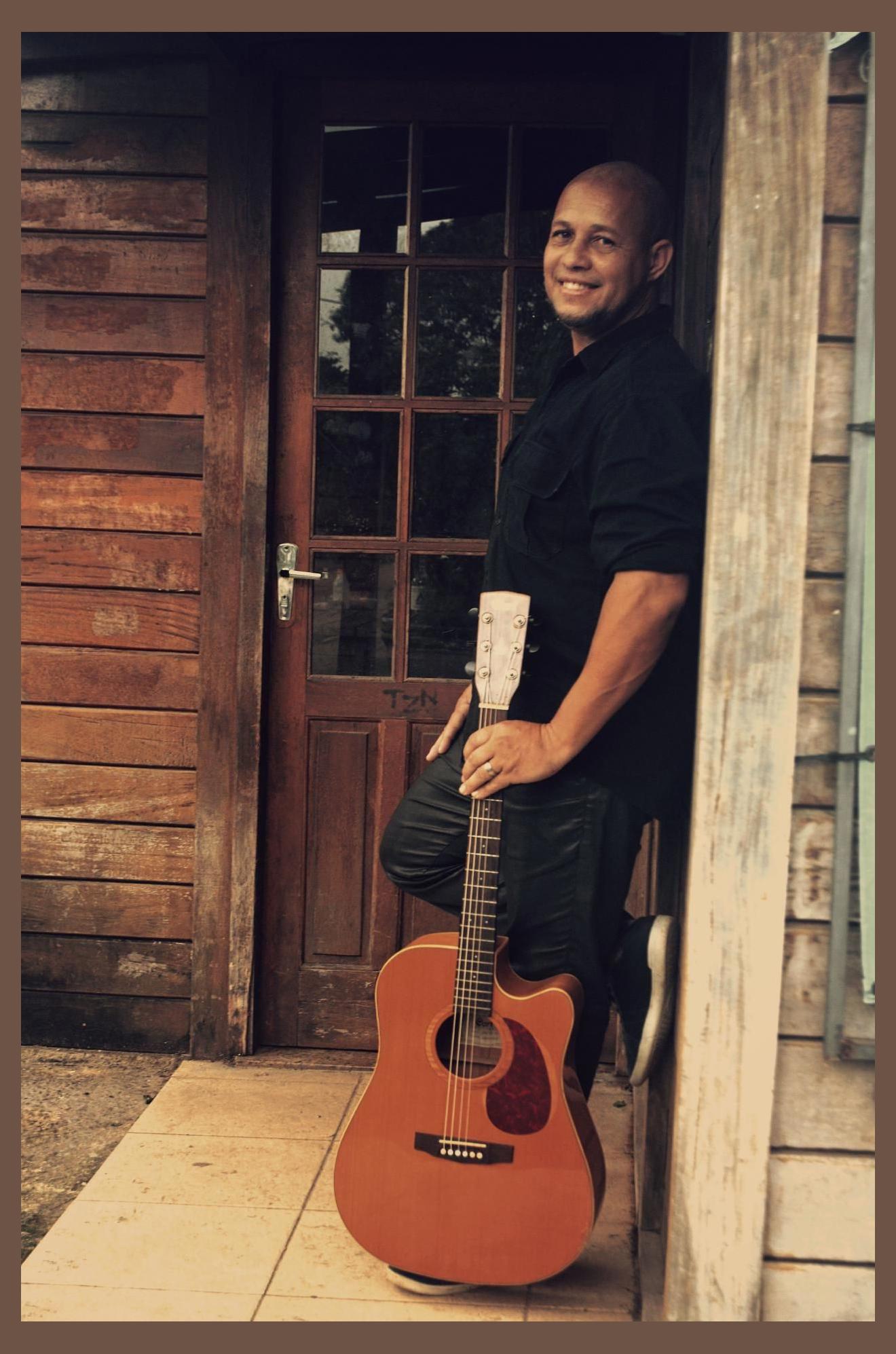 Robson Mouriel photo 1