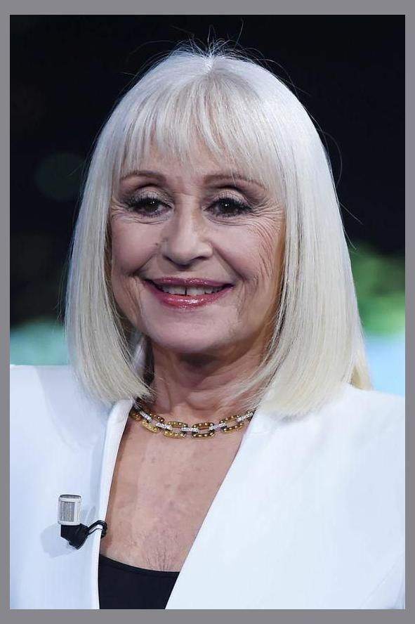 Raffaella Carrà photo 1