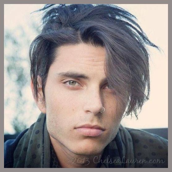 Samuel Larsen photo 1