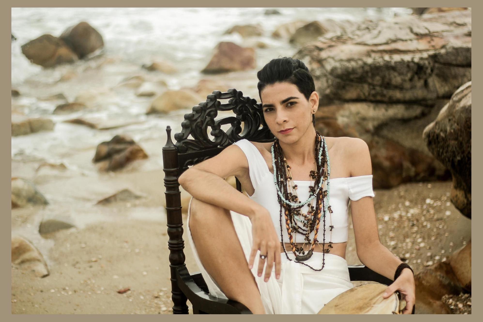 Sara Lizz photo 1