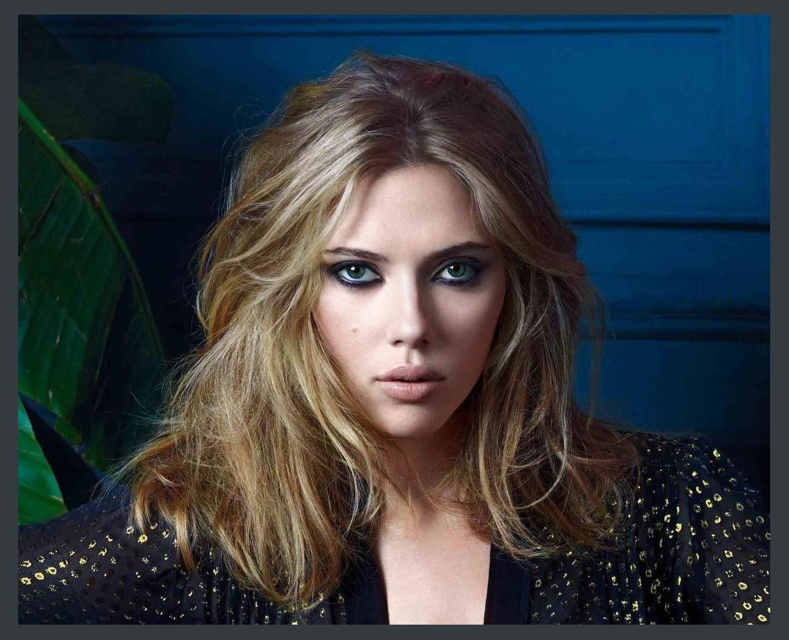 Scarlett Johansson photo 1