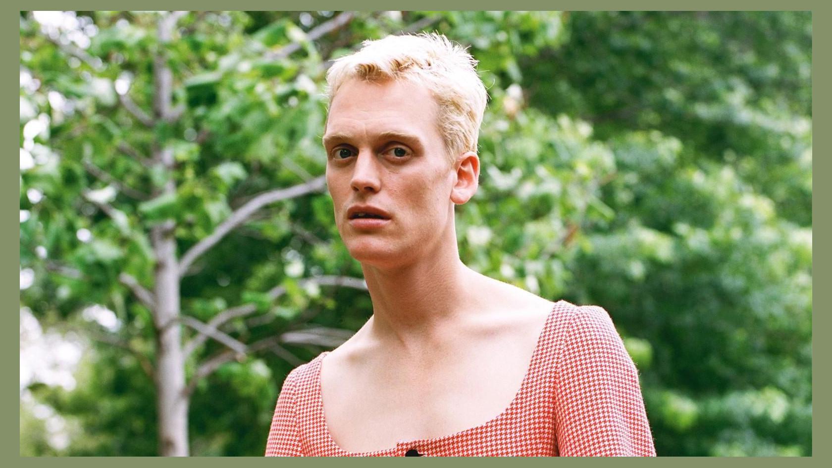 Sean Nicholas Savage photo 1