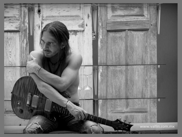Sergio Vallín photo 1