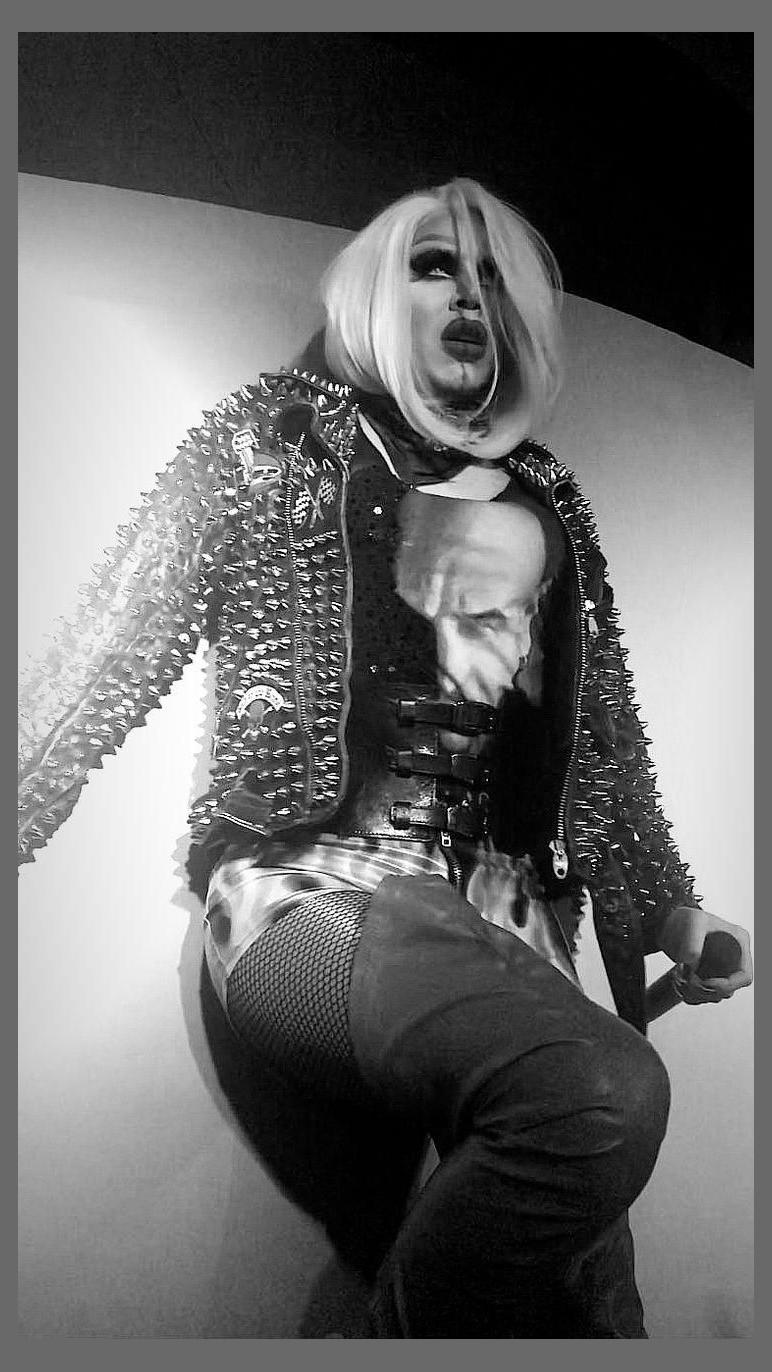 Sharon Needles photo 1