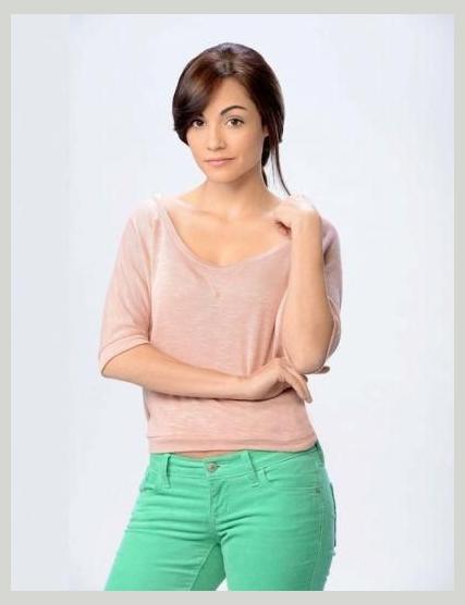 Sharlene Taule photo 1