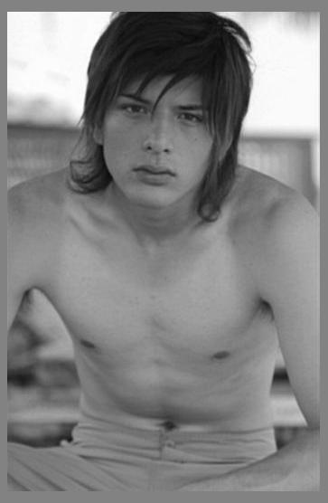 Shirota Yuu photo 1