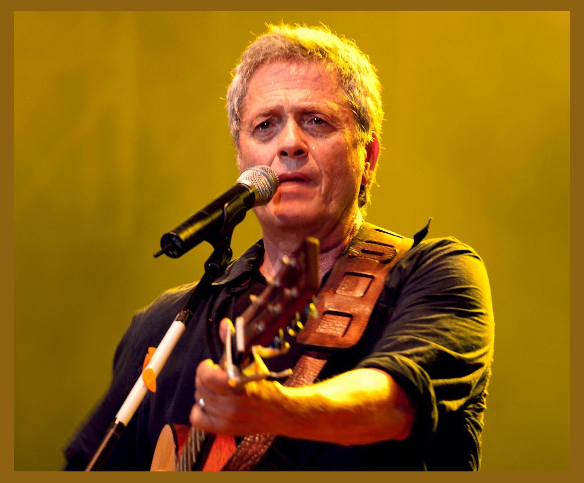 Shlomo Artzi photo 1