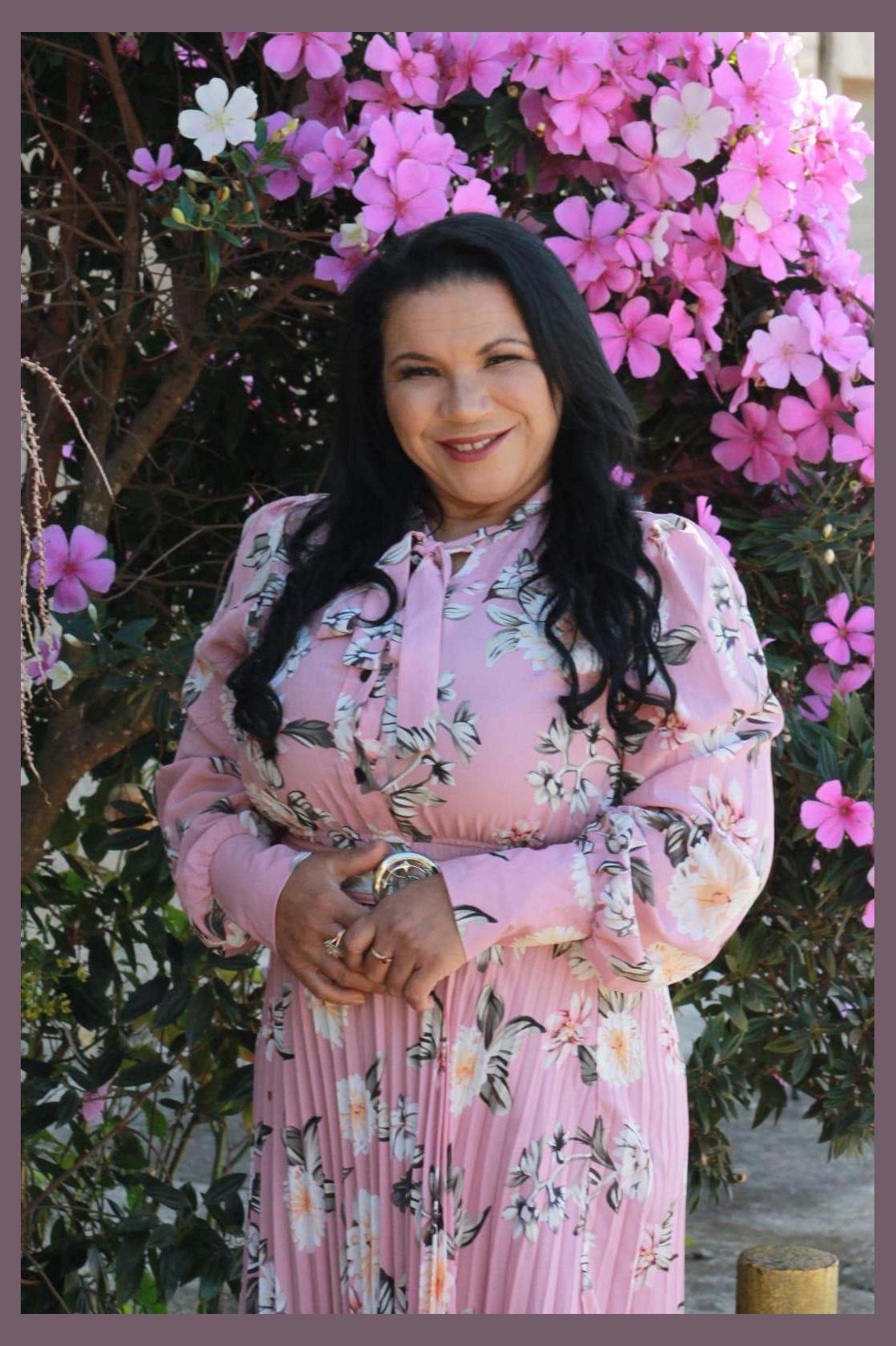 Silmara Menezes photo 1