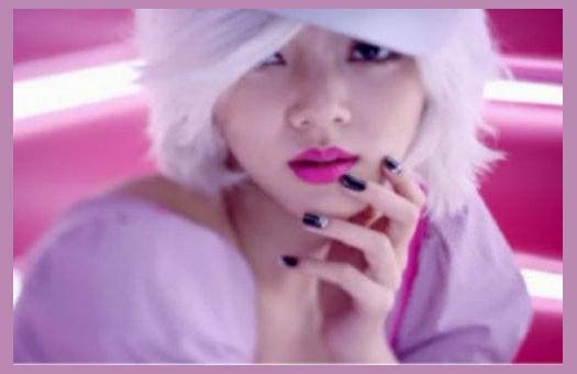 Son Dam Bi photo 1