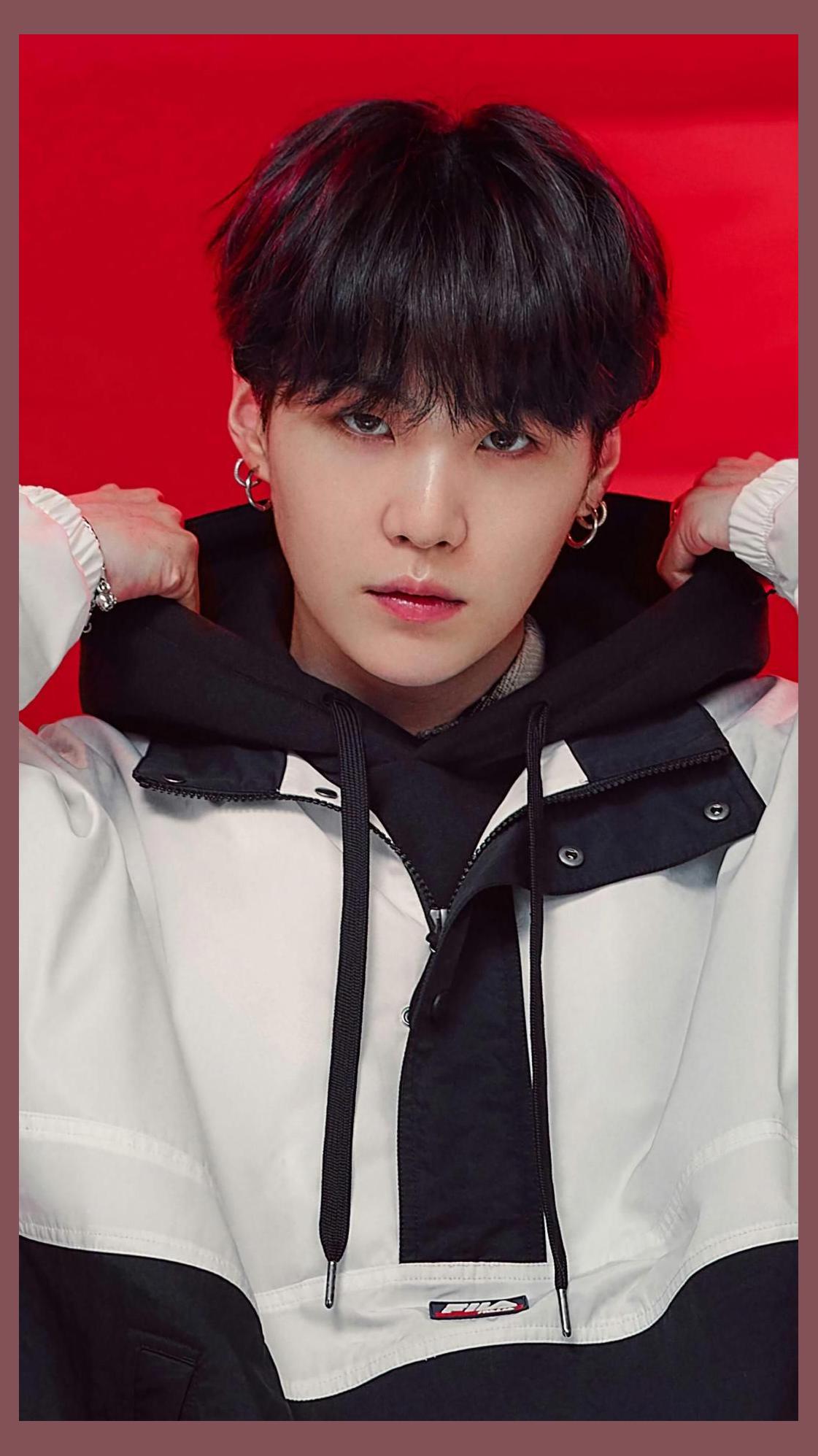 SUGA (BTS) photo 1
