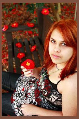 Tara Louise photo 1
