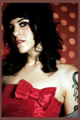 Terra Naomi photo 1