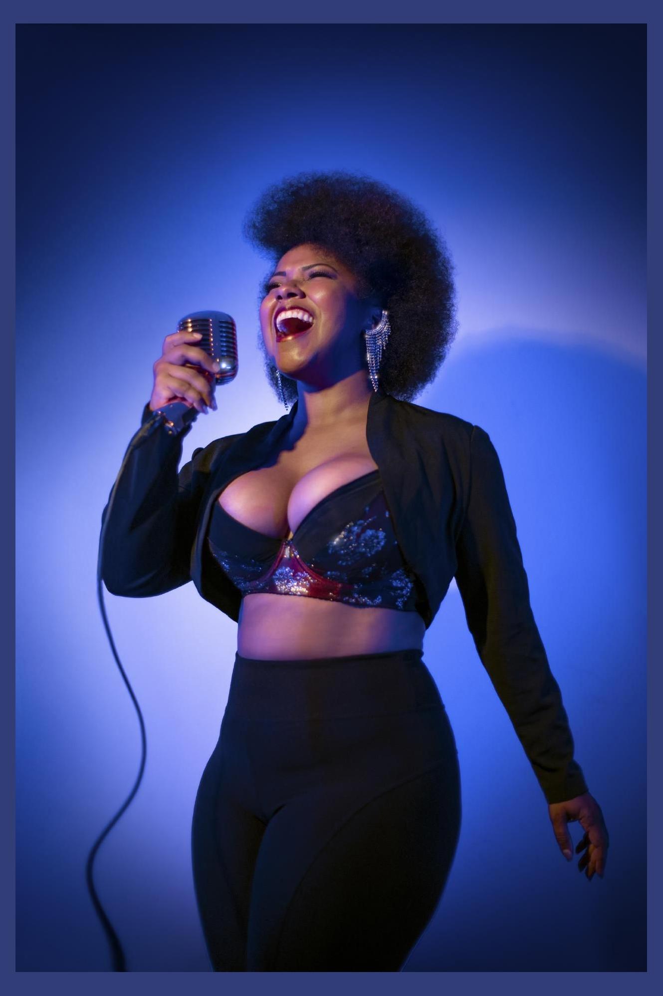Thalita Pertuzatti photo 1