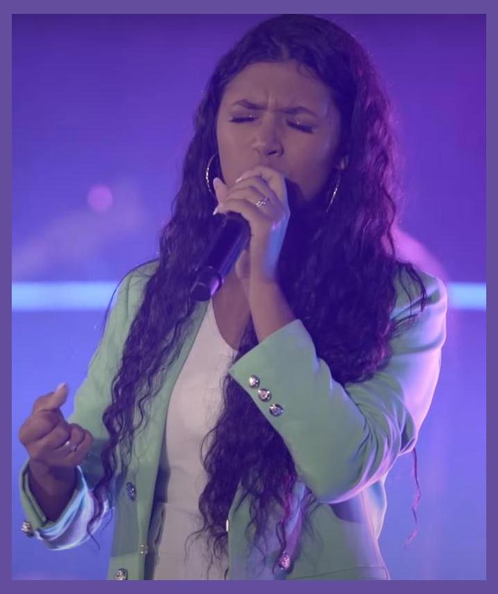 Thayssa Miranda photo 1