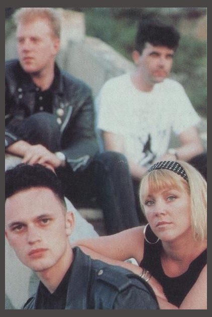 The Darling Buds photo 1