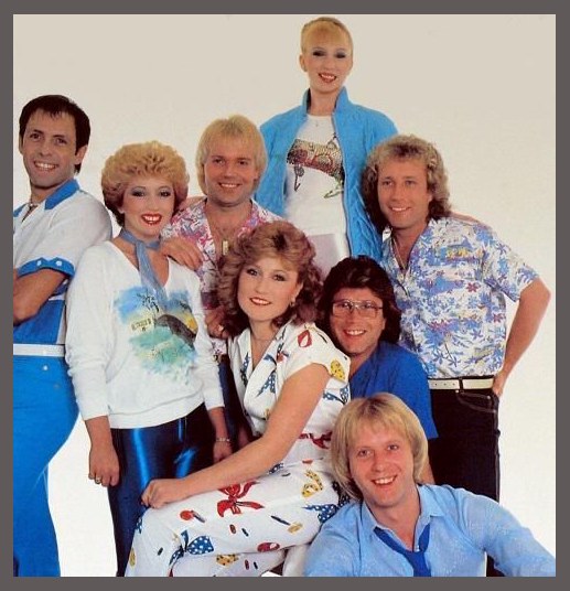 The Dooleys photo 1
