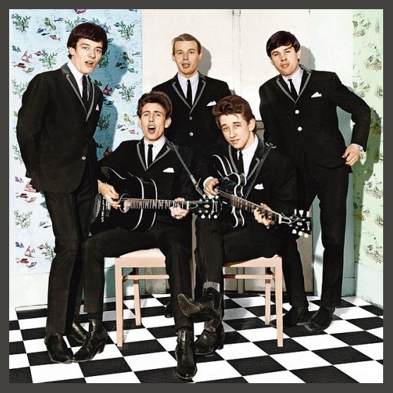 The Hollies photo 1