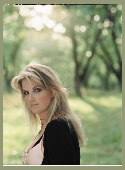 Trisha Yearwood photo 1