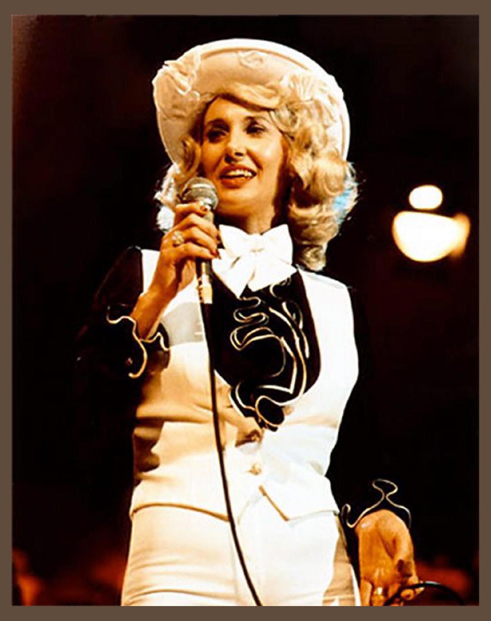 Tammy Wynette photo 1