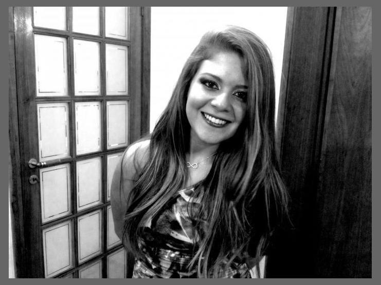 Thais Amaral photo 1