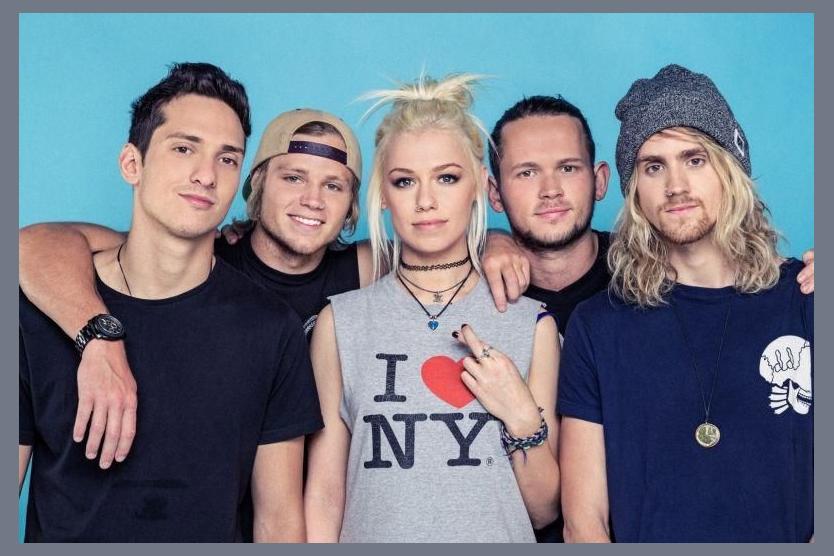 Tonight Alive photo 1