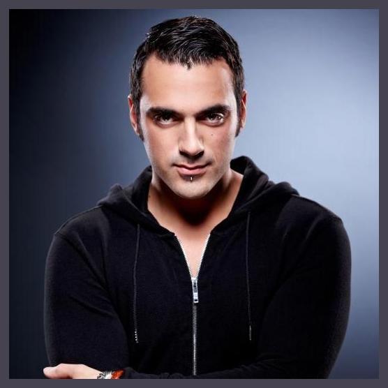 Ummet Ozcan photo 1
