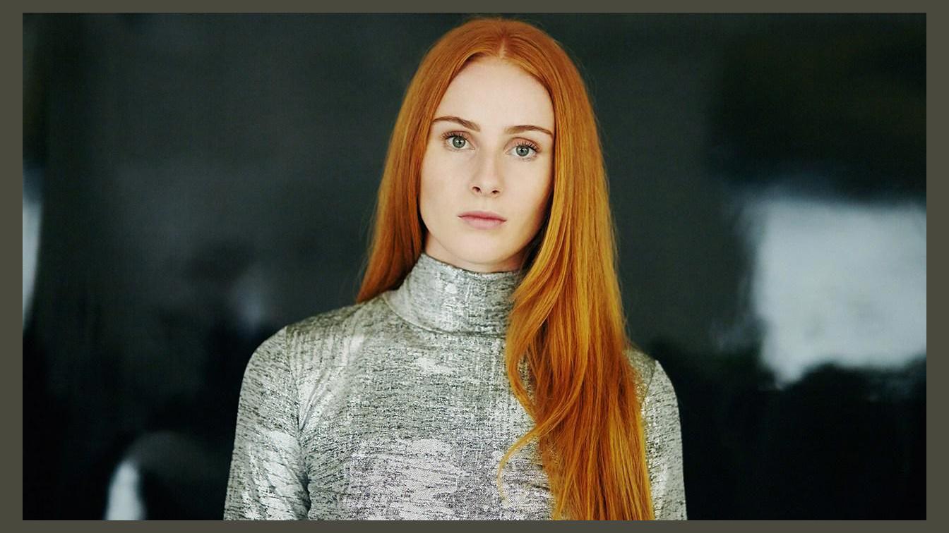 Vera Blue photo 1