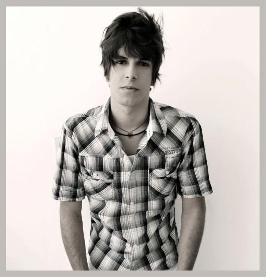 Victor Leví photo 1