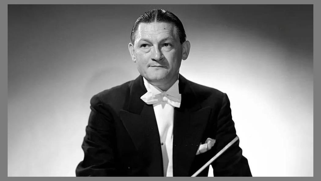Victor Young photo 1