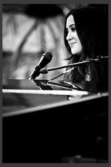 Vanessa Carlton photo 1