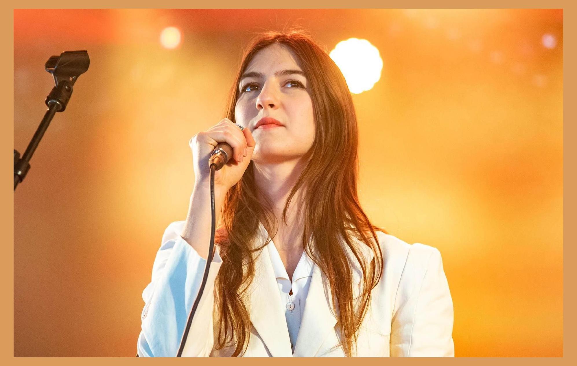 Weyes Blood photo 1