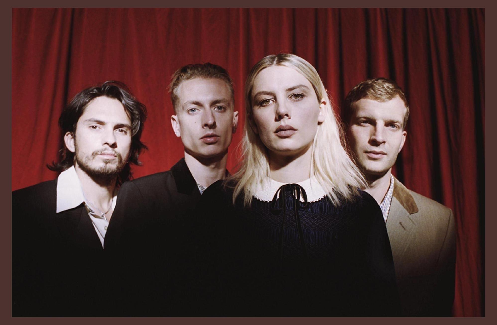 Wolf Alice photo 1