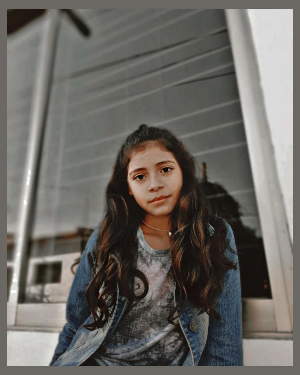 Yaritza Nodal photo 1