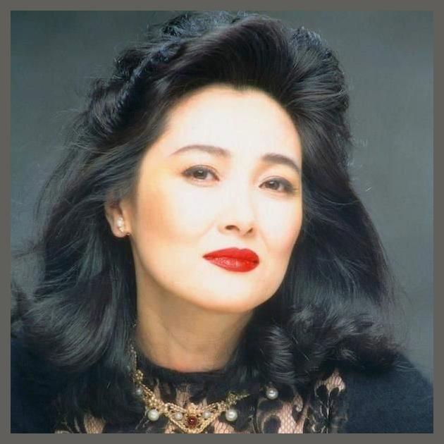 Yasuko Agawa photo 1