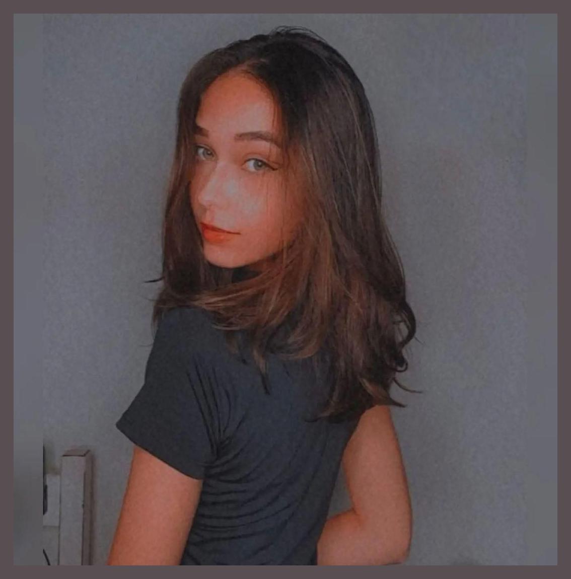 Yasmin Silveira photo 1