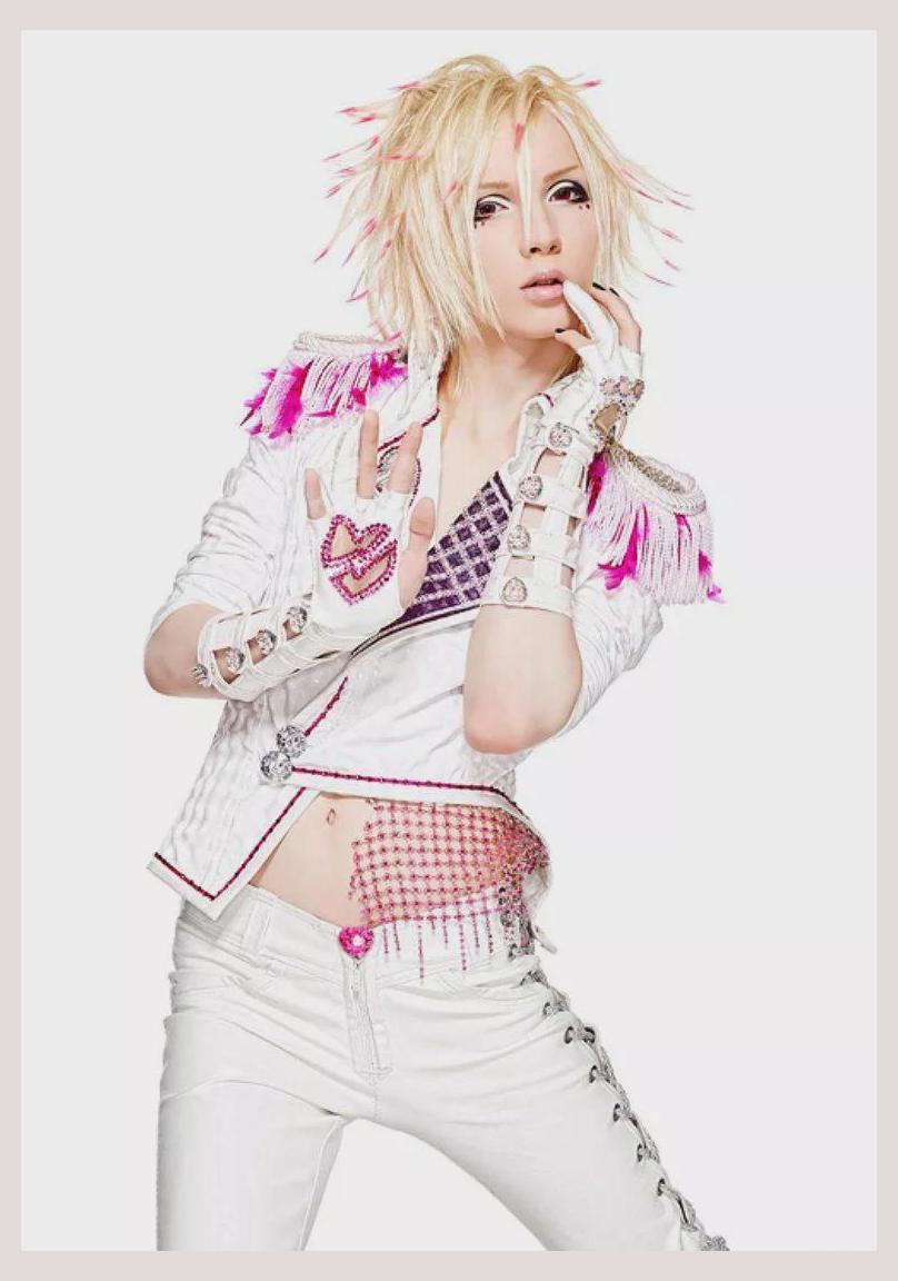 YOHIO photo 1
