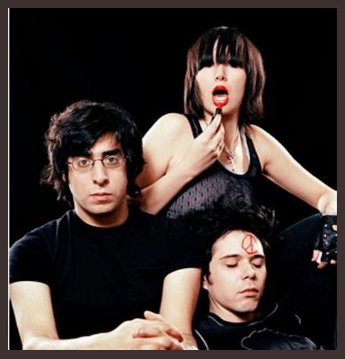 Yeah Yeah Yeahs photo 1