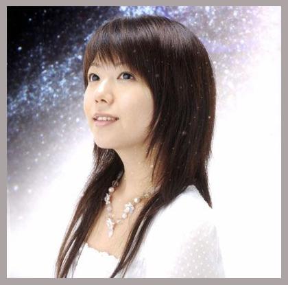 Yui Makino photo 1