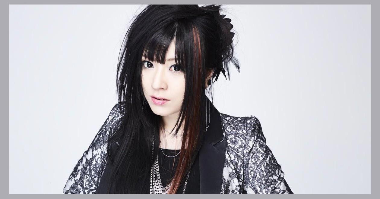 Yuko Suzuhana photo 1