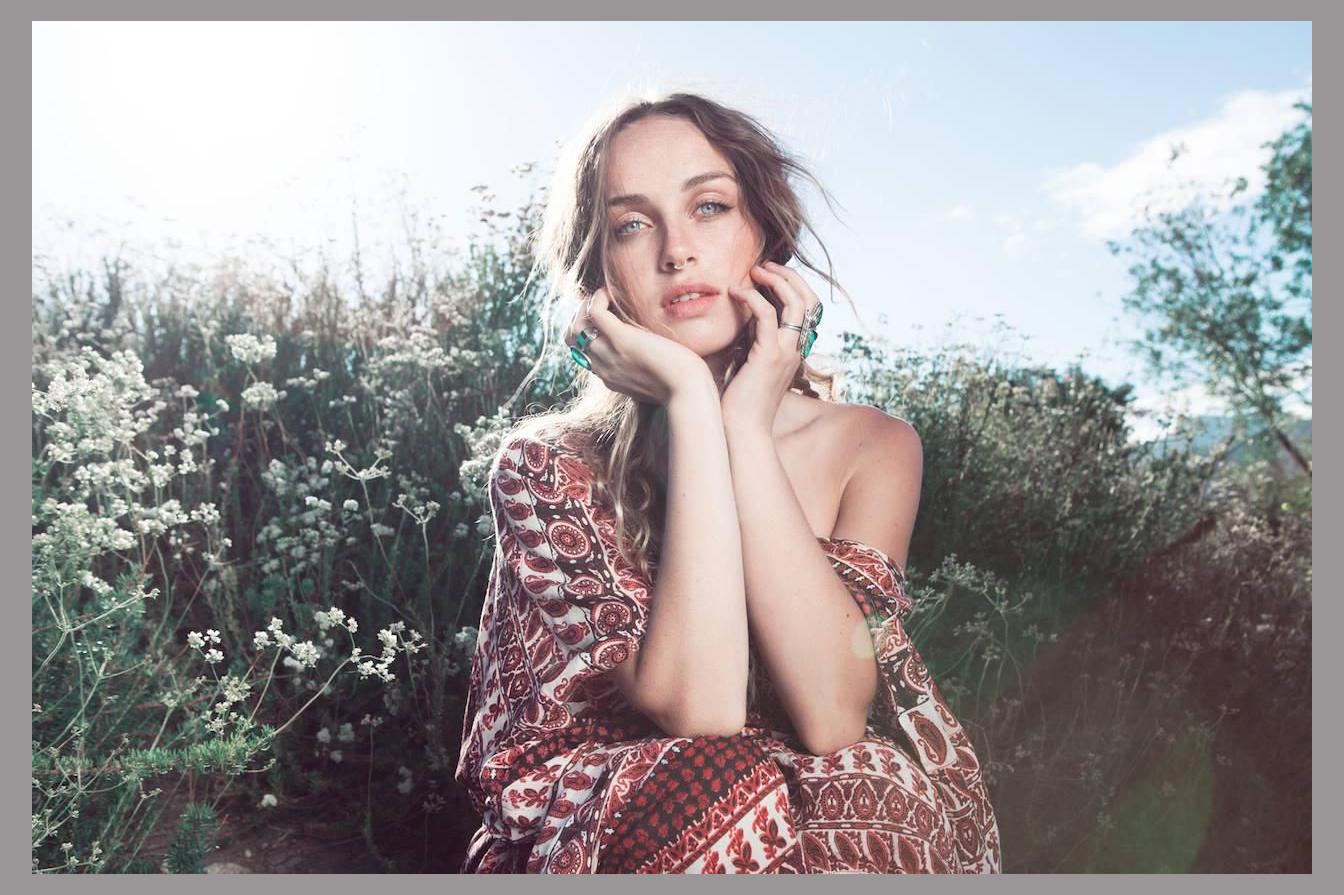 Zella Day photo 1
