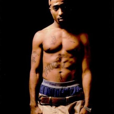 2Pac (Tupac Shakur)