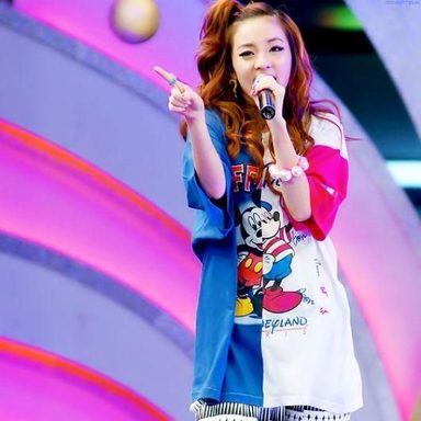 2NE1 photo 68