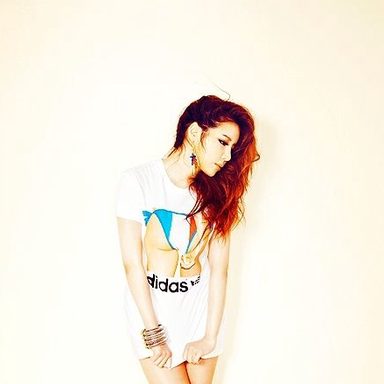 2NE1 photo 155