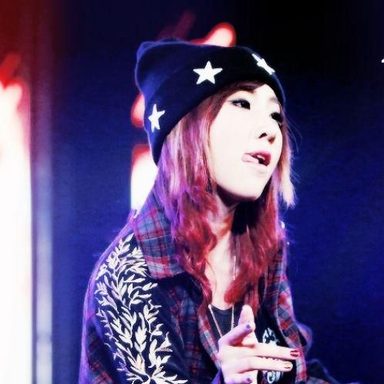2NE1 photo 67
