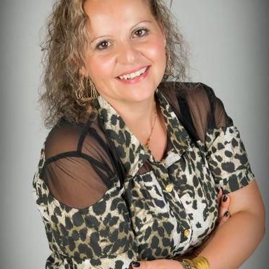 Adriana Lopes