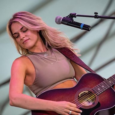 Alana Springsteen photo 38